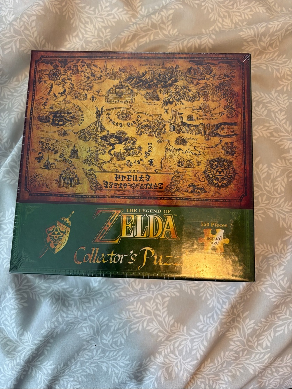 Collector's Puzzle - Green & Tan